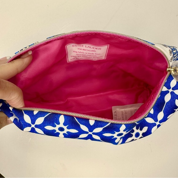 Two Sided Pattern Estée Lauder Makeup Travel Clutch - Picture 7 of 11